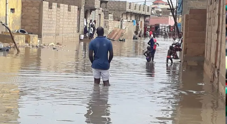 Saint-Louis / Début d'hivernage : Des quartiers de Sor sous les eaux