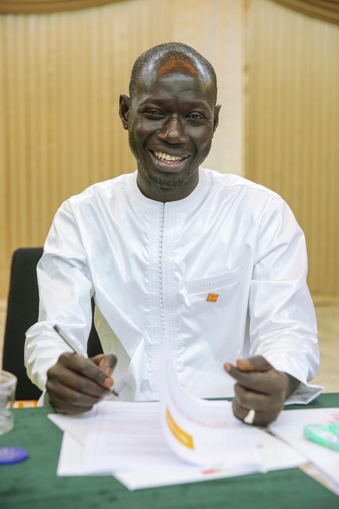 Habitat - Acte historique : Macky Sall remet les clefs aux premiers bénéficiaires de la Diaspora