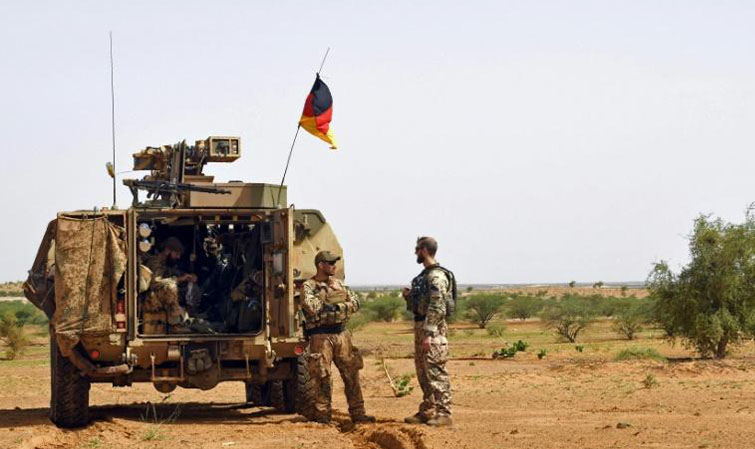 Mali: L'Allemagne suspend ses opérations militaires après un nouveau refus de survol
