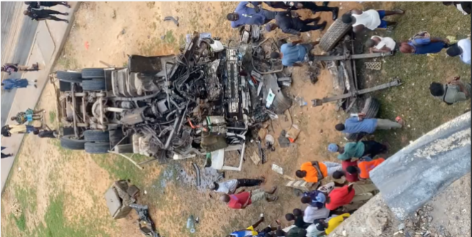 VDN 3/ Chute d’un camion de l’Ucg: Le chauffeur hospitalisé n’est pas mort