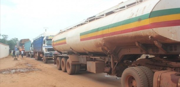 Ngoundiane: 66 camions avec un chargement de 1800 tonnes d'ammonium de nitrate interceptés par...