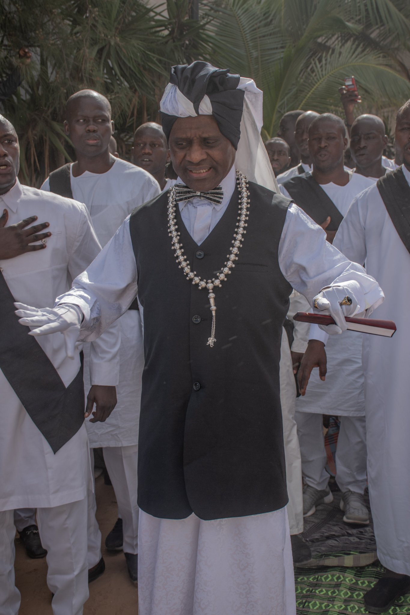 Cheikh Ahmadou Kara Mbacké en visite chez Cheikh Macoumba Fall Misbakh : Les images d’une rencontre