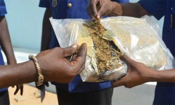 Trafic de drogue: Les gendarmes de Thiénaba alpaguent deux jeunes dont une fille, avec 5 kg de yamba