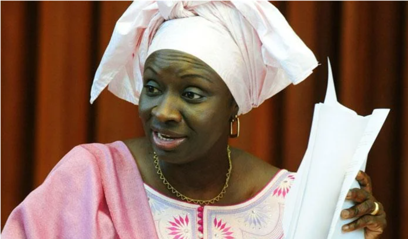 Assemblée nationale: En bisbilles avec Macky Sall, Mimi Touré propose une loi contre le népotisme