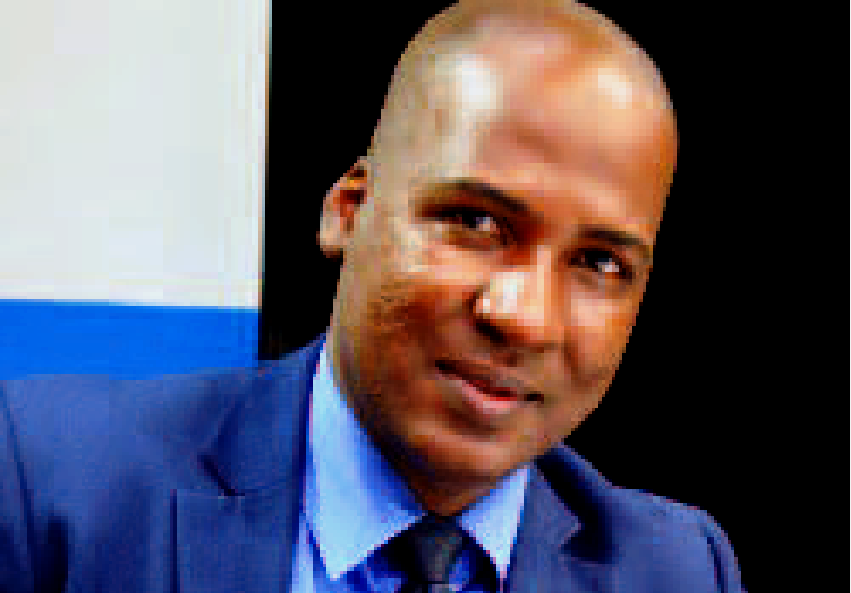 Critiques contre la junte malienne : Le journaliste Mohamed Attaher dans le collimateur des autorités