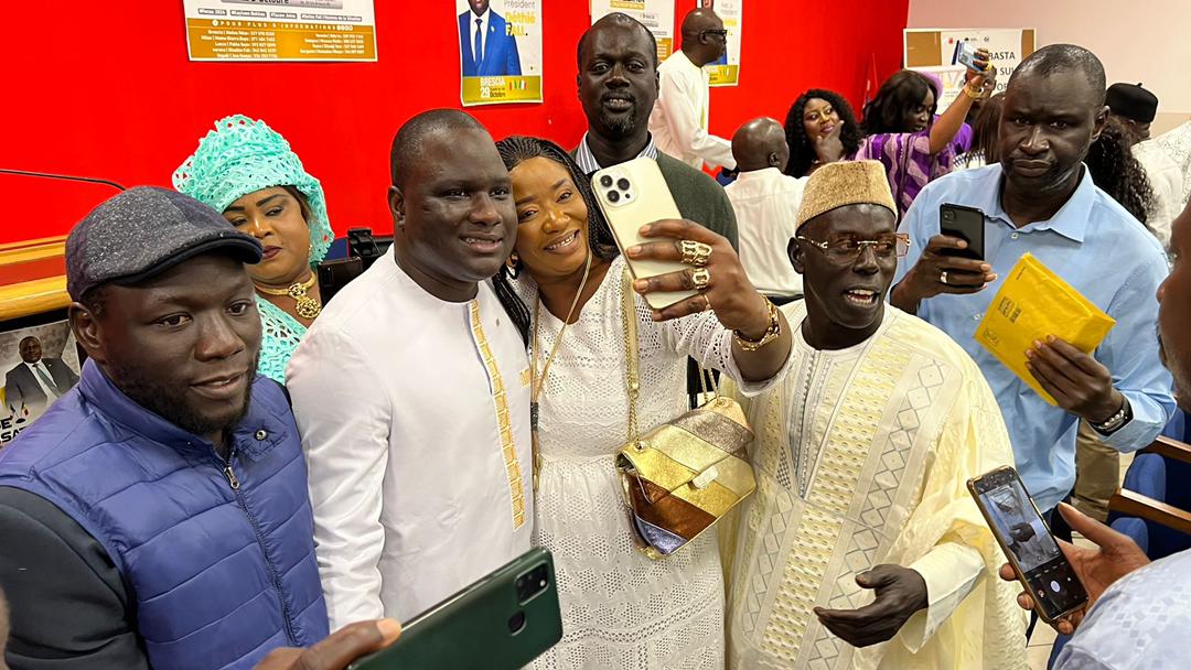 Kaay Bokk Brescia: Déthié Fall porte le combat des immigrés au groupe parlementaire de l'opposition Kaay Bokk Brescia: Déthié Fall porte le combat des immigrés au groupe parlementaire de l'opposition