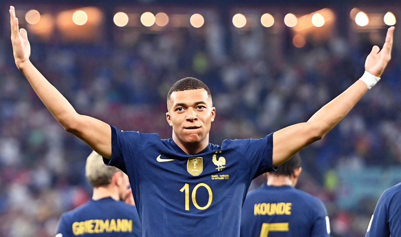 CM2022: Les Bleus premiers qualifiés pour les huitièmes, Mbappé dépasse Thierry Henry