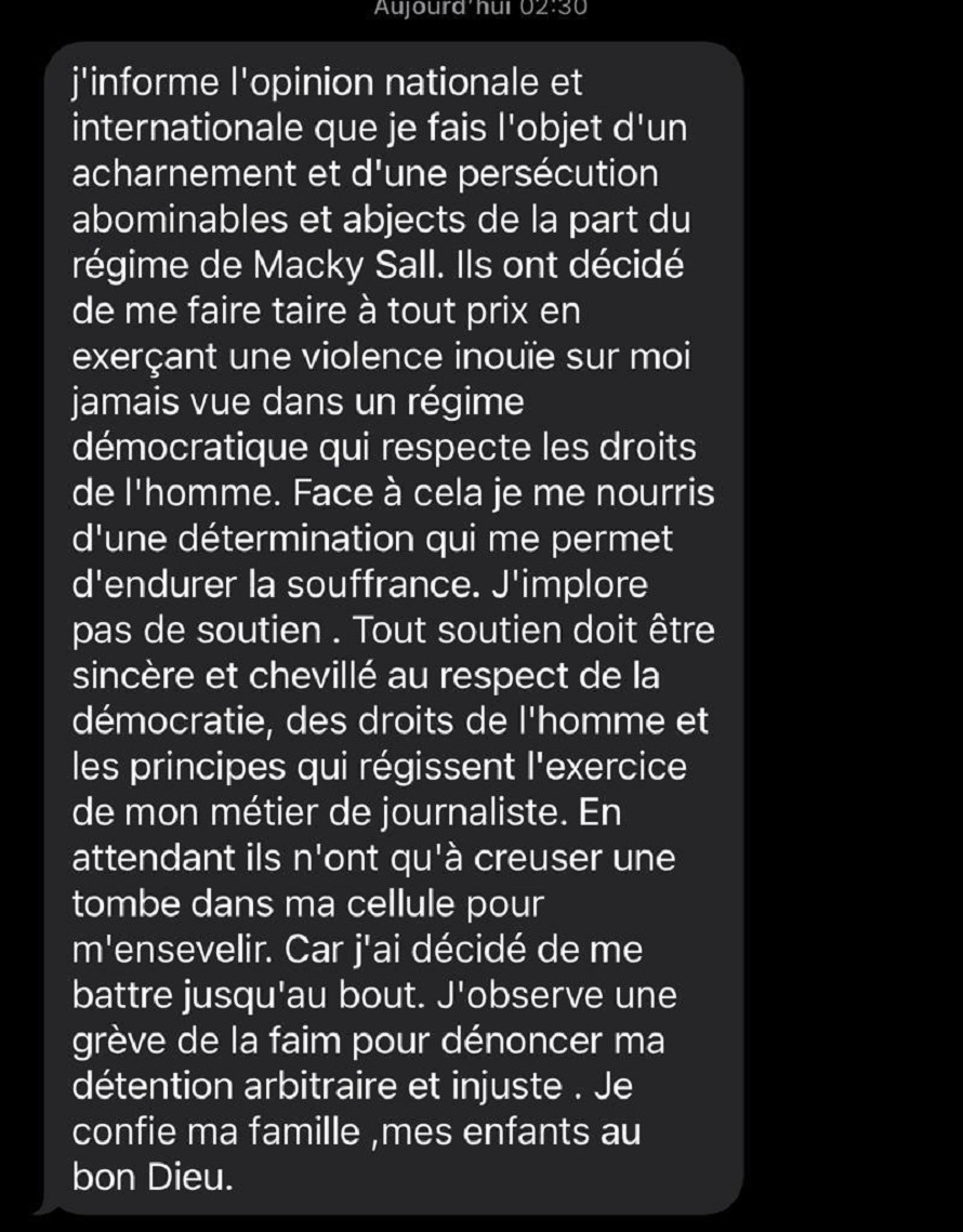 Pape Alé Niang reprend sa grève de la faim et s’attend au pire : « Ils n’ont qu’à creuser une tombe dans ma cellule ! »