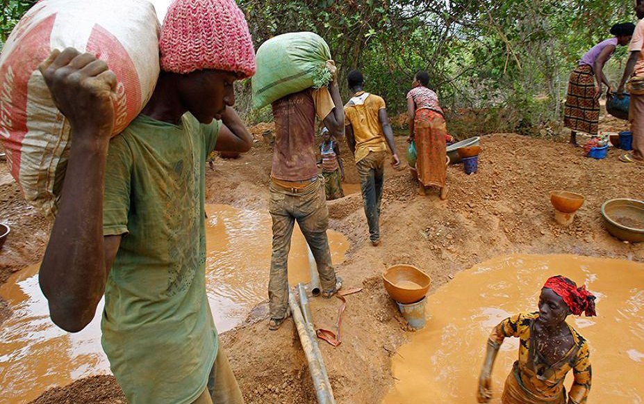 Démantèlement des sites clandestins d’orpaillage de Kédougou : 553 individus interpellés