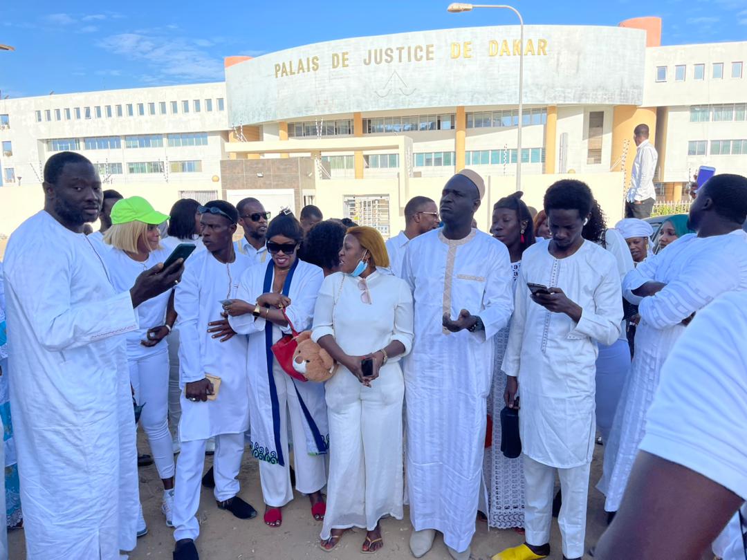 Affaire de la Mairie de Ouakam : Les agents licenciés se radicalisent et demandent jugement Affaire de la Mairie de Ouakam : Les agents licenciés se radicalisent et demandent jugement