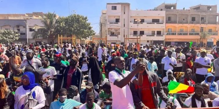 A Keur Massar les militants de Sonko intenables: « On n’a pas été payé pour venir… on est prêts à donner notre vie »