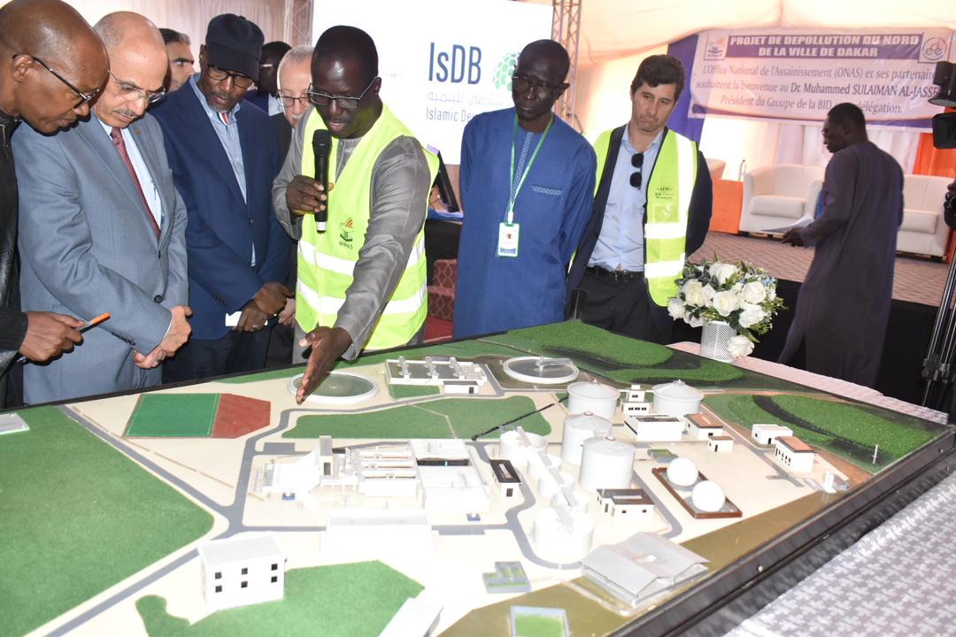 Photos / Visite de chantier de la station d’épuration de Cambérène : Le président de la Bid, Dr. Muhammad Sulaiman Al Jasser et le DG de l’ONAS, Mamadou Mamour Diallo