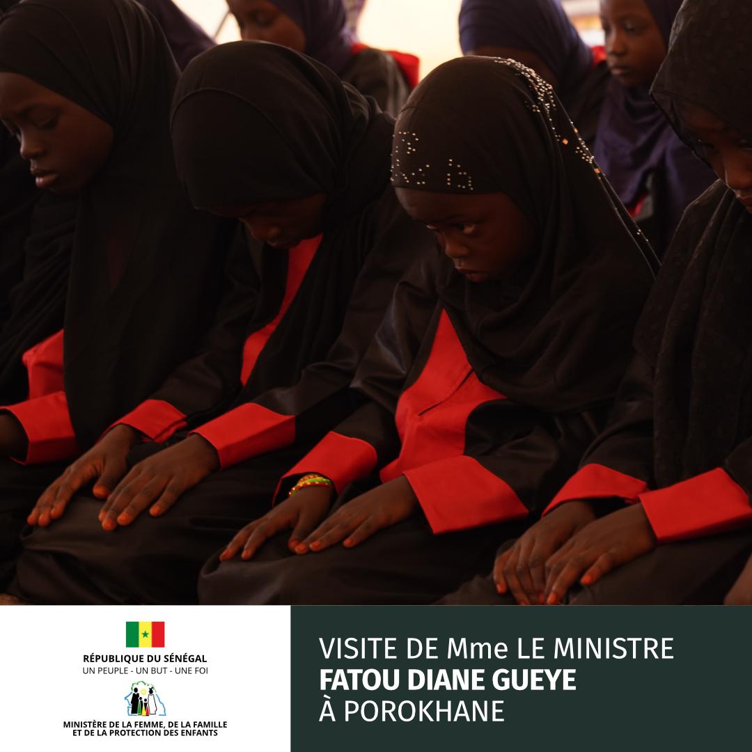 Magal de Prorokhane: Visite de Mme Fatou Diané Guèye, Ministre de la Femme au Daara Sokhna Mame Diarra Bousso (Photos)