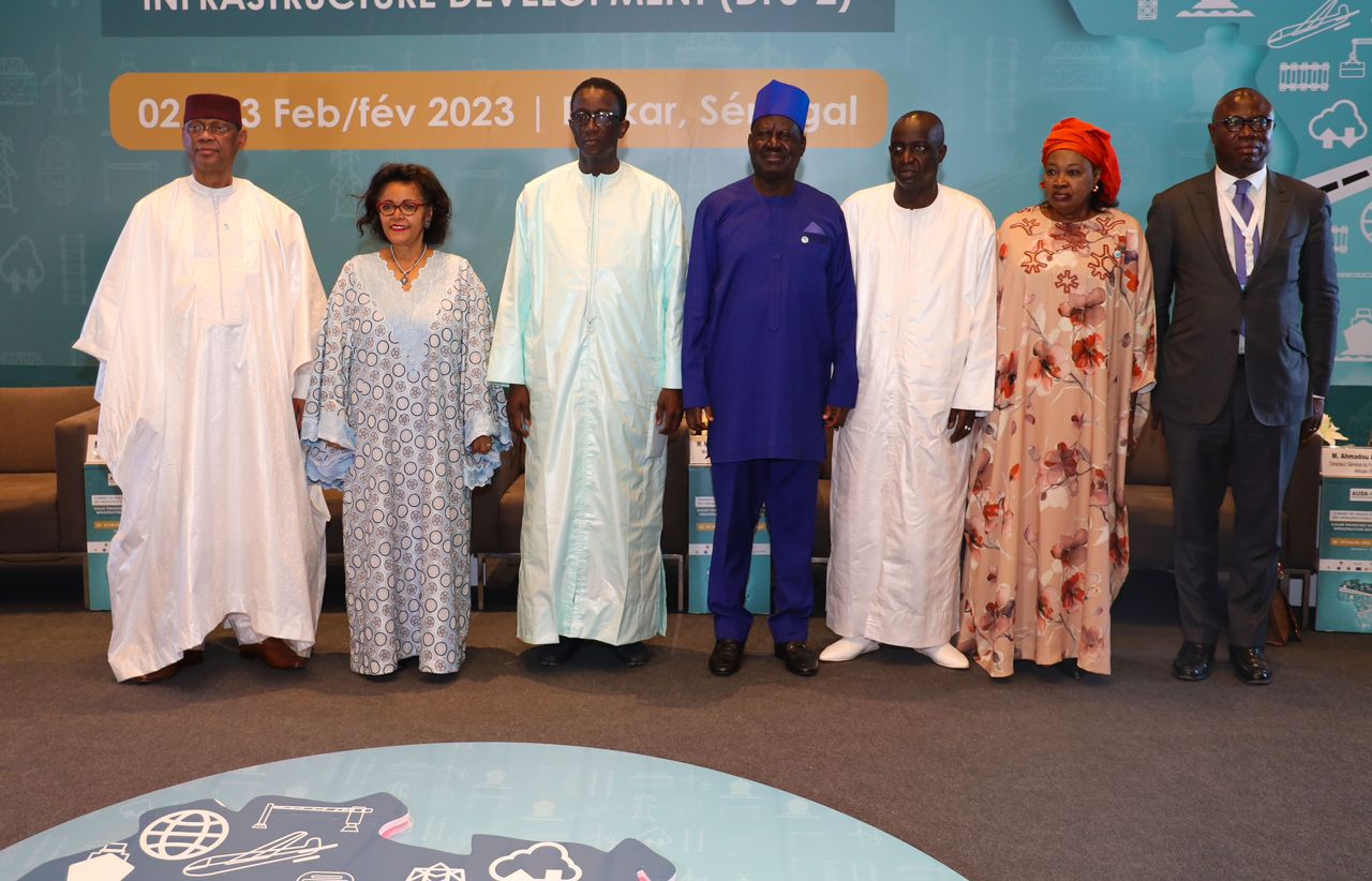 Photos : Le Premier ministre Amadou Bâ, lors de la cérémonie de clôture du 2e Sommet de Dakar sur le Financement des infrastructures en Afrique