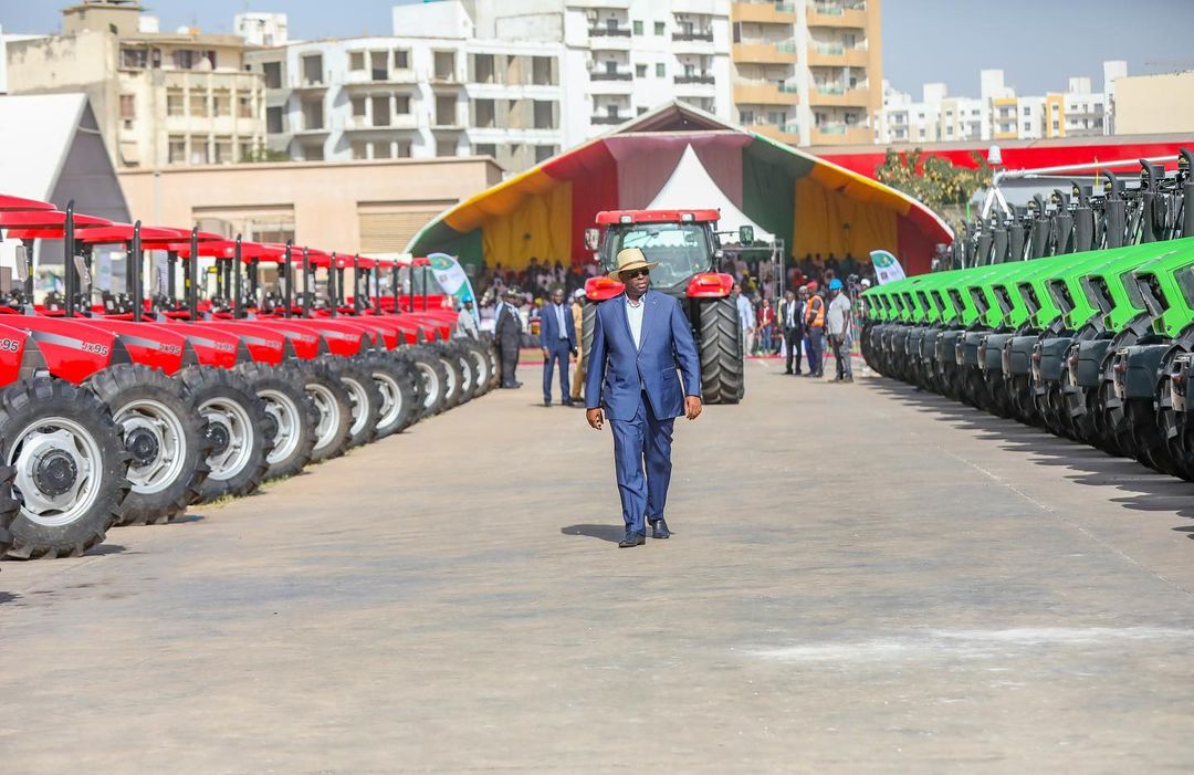 Grand Théâtre Doudou Ndiaye Rose de Dakar, le Président Macky Sall a présidé la cérémonie de remise de matériels agricoles