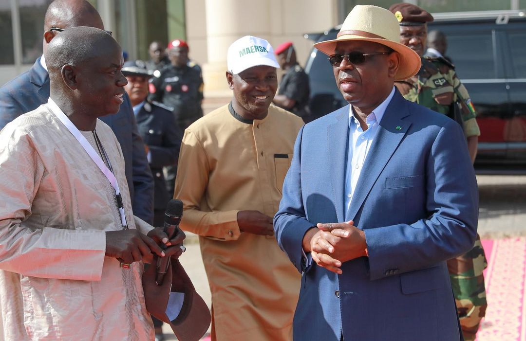 Grand Théâtre Doudou Ndiaye Rose de Dakar, le Président Macky Sall a présidé la cérémonie de remise de matériels agricoles Grand Théâtre Doudou Ndiaye Rose de Dakar, le Président Macky Sall a présidé la cérémonie de remise de matériels agricoles