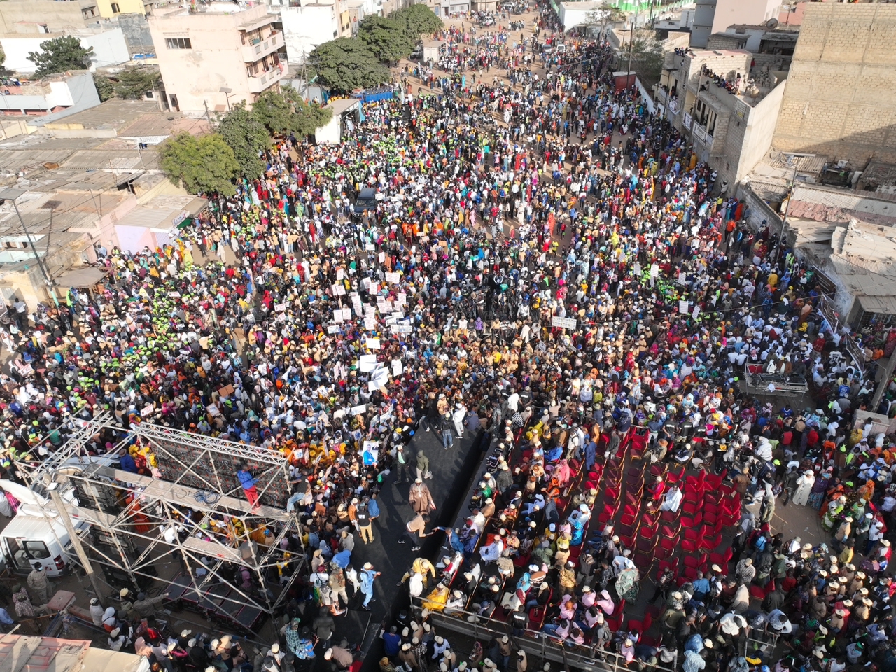 PIKINE: La forte mobilisation des femmes autour de Madame Fatou Diane Gueye Ministre de la Femme, de la Famille et de la Protection des Enfants PIKINE: La forte mobilisation des femmes autour de Madame Fatou Diane Gueye Ministre de la Femme, de la Famille et de la Protection des Enfants