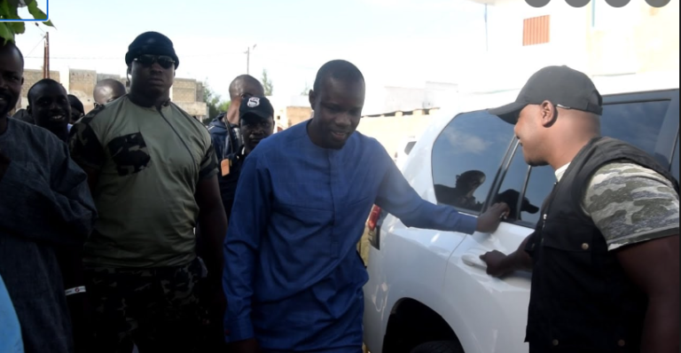 Arrestation d’Ousmane Sonko: Pourquoi les forces de sécurité se sont attaqué au leader de Pastef ?