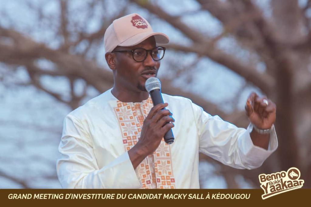 Photos - Mega meeting de la coalition BBY : Le Dg de Dakar Dem Dikk et Maire de Kédougou, Ousmane Sylla, bat le record de mobilisation