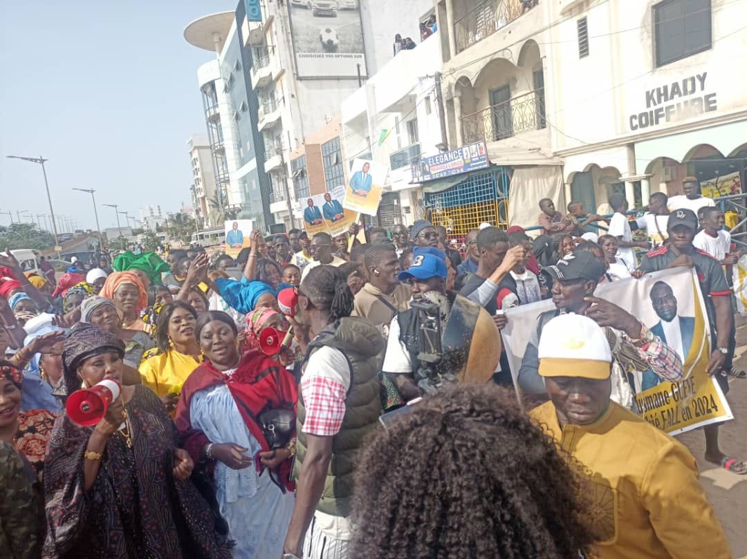 Photos: En image, la déclaration de candidature de Déthié Fall, Président du PRP Photos: En image, la déclaration de candidature de Déthié Fall, Président du PRP