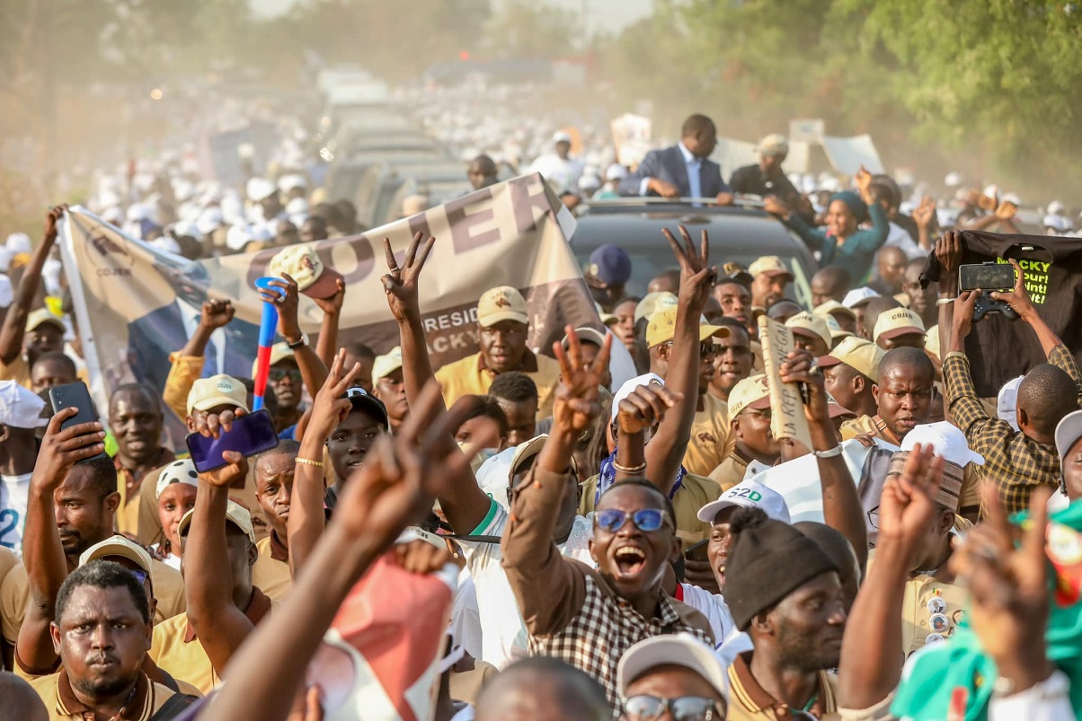 Macky Sall arrivé hier à Sédhiou : les images d’un accueil chaleureux
