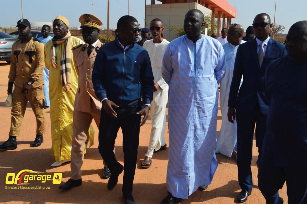 Entretien et réparation des poids lourds-Programme spécial: Abdou Karim Fofana, le ministre du commerce, était en visite 0h Garage PL à Diamniadio Entretien et réparation des poids lourds-Programme spécial: Abdou Karim Fofana, le ministre du commerce, était en visite 0h Garage PL à Diamniadio