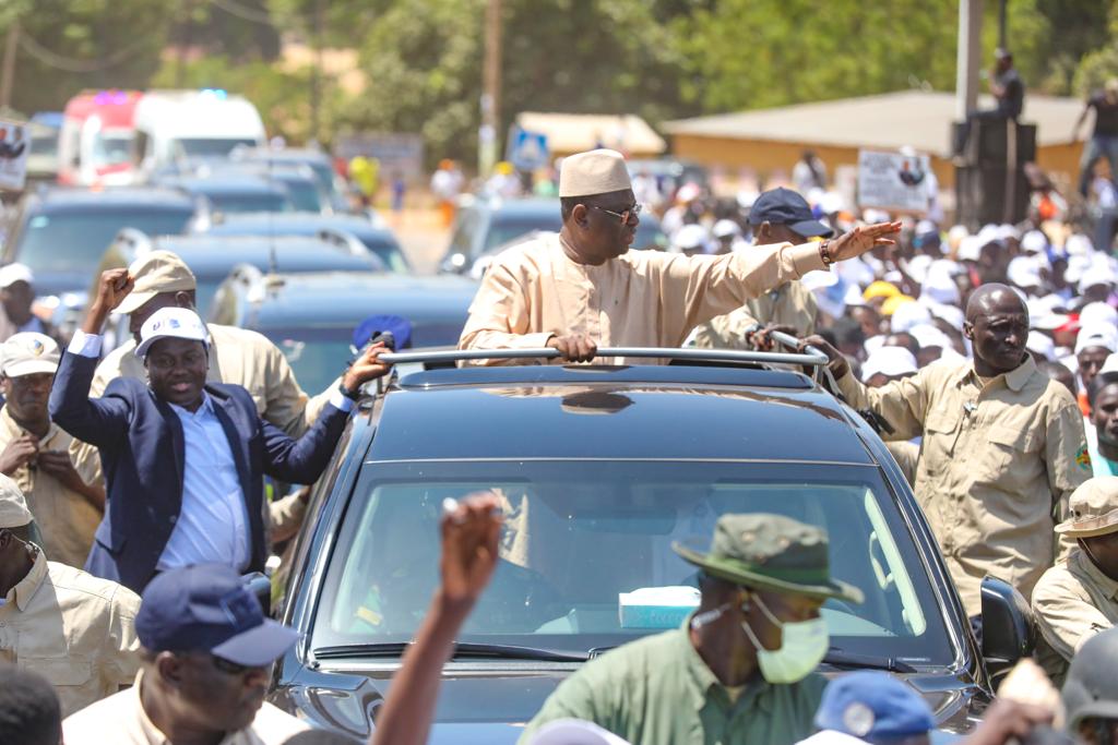 Le Président Macky Sall accueilli en grande pompe à Goudomp (¨Photos) Le Président Macky Sall accueilli en grande pompe à Goudomp (¨Photos)