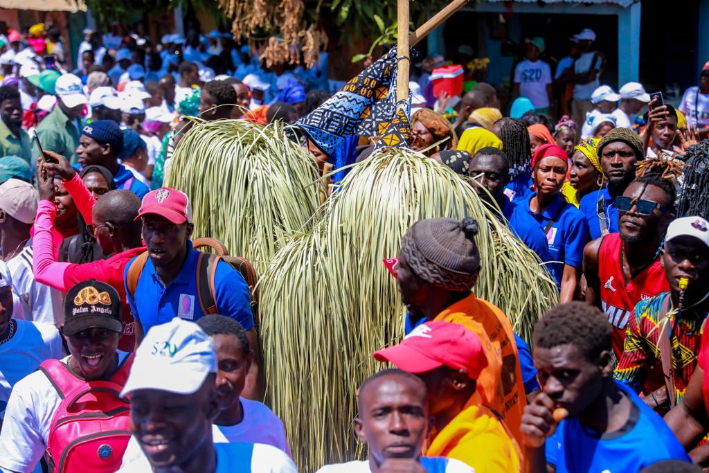 Le Président Macky Sall accueilli en grande pompe à Goudomp (¨Photos) Le Président Macky Sall accueilli en grande pompe à Goudomp (¨Photos)