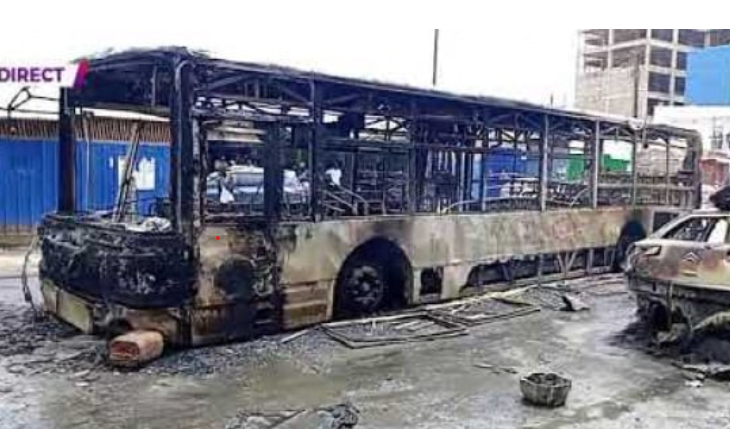 Des bus Dakar Dem Dikk incendiés, le trafic suspendu
