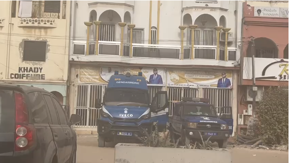 Photos / Blocus du siège du PRP: Les leaders de Yewwi Askan Wi interdits d’accès