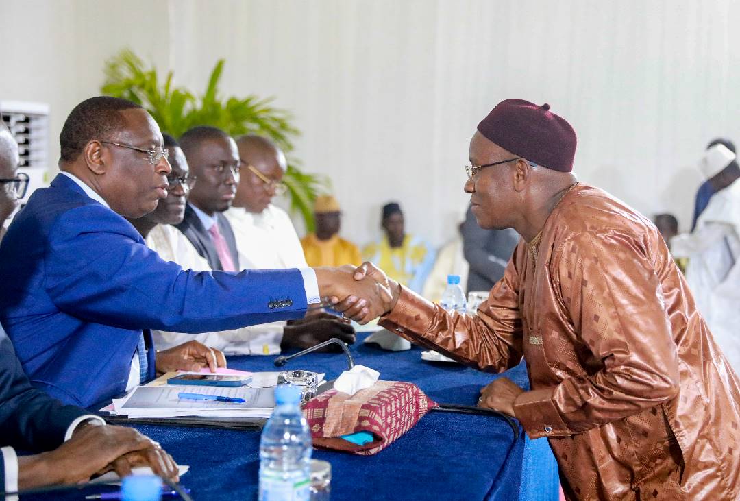 Photos - Macky Sall rencontre les champions de la lutte : Un jackpot pour le sport national