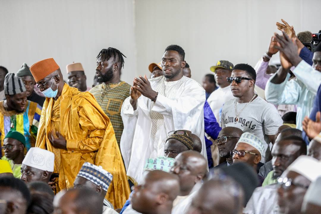 Photos - Macky Sall rencontre les champions de la lutte : Un jackpot pour le sport national