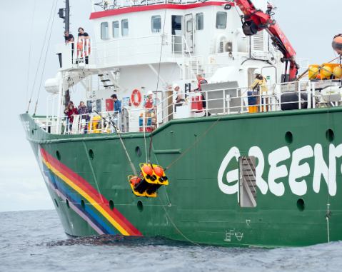 Greenpeace Afrique: "La bonne gouvernance des ressources halieutiques permettrait d’éviter les altercations entre pêcheurs en mer"