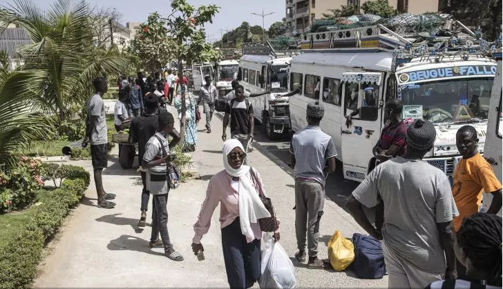Après la fermeture : L’Ucad transformée en gare routière