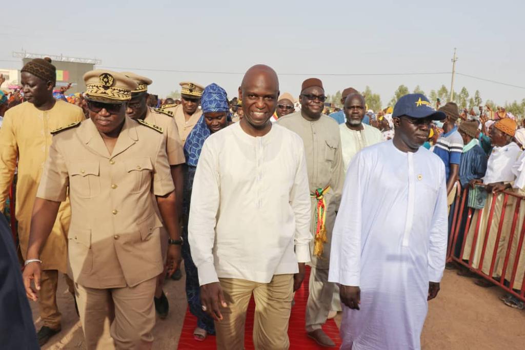 Connectivité des zones agricoles: Mansour Faye lance les travaux de désenclavement de la zone Centre