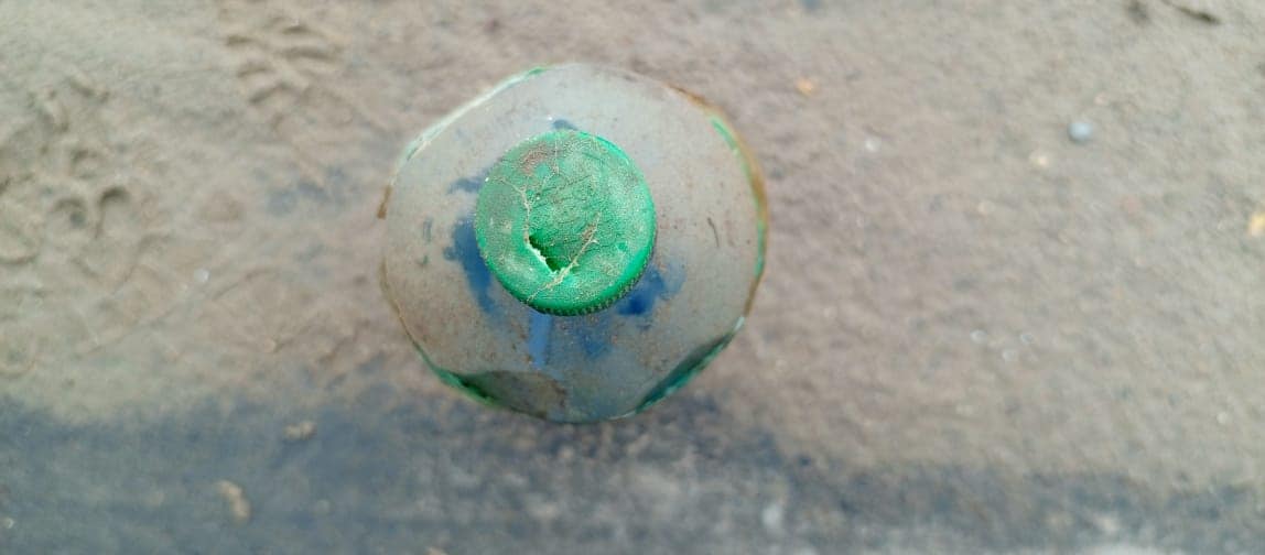 Opération de ramassage de pneus et découverte suspecte d'essence à Grand-Dakar