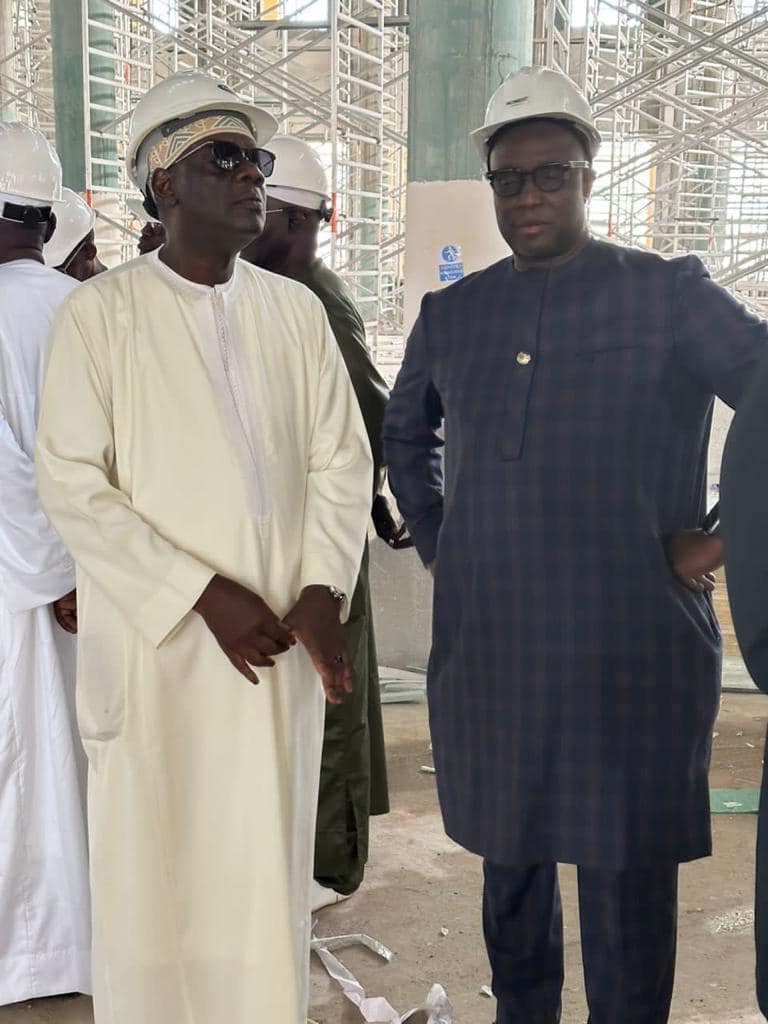 Visite du nouveau Directeur général de la Banque Islamique du Sénégal à la Grande Mosquée de Tivaouane (Photos)