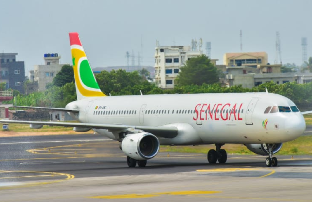 Leur vol annulé sans avertissement : Des passagers d'Air Sénégal bloqués à New York, dans tous leurs états