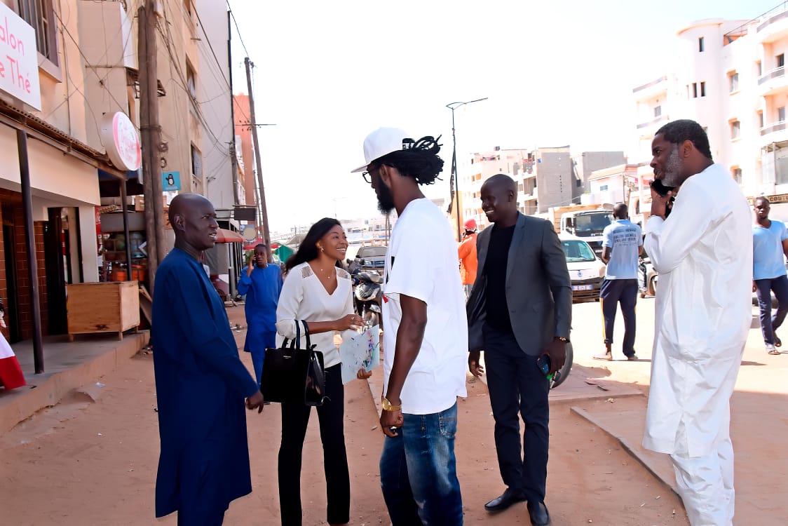 Présidentielle 2024 : Khadija Bousso et Monab et leurs 38 750 parrains pour Amadou Bâ, les images d’un mouvement solidaire