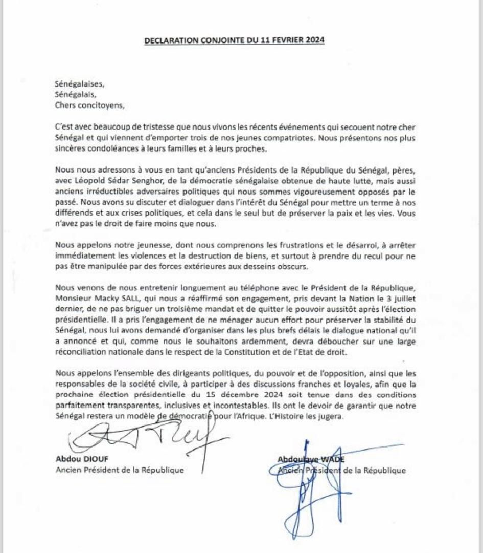Tensions au Sénégal: Abdoulaye Wade et Abdou Diouf appellent les acteurs politiques et la Société civile à participer, "à des discussions franches et loyales"