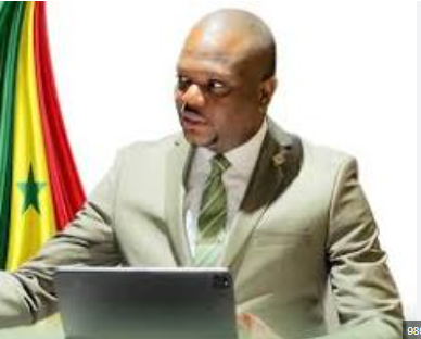 Pour une sortie de crise : Ahmed Bengelloune loue les vertus du dialogue politique