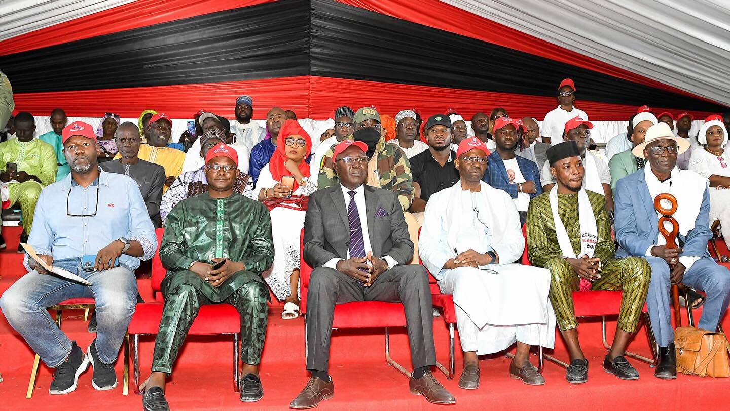 Pikine Icotaf: En images, le meeting d’ouverture du candidat à la Présidentielle, Boubacar Camara (Photos)