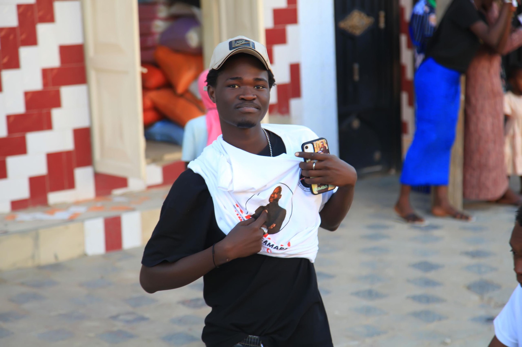 Présidentielle 2024 : Visite de proximité de Boubacar Camara à Thiès, en images (Photos)