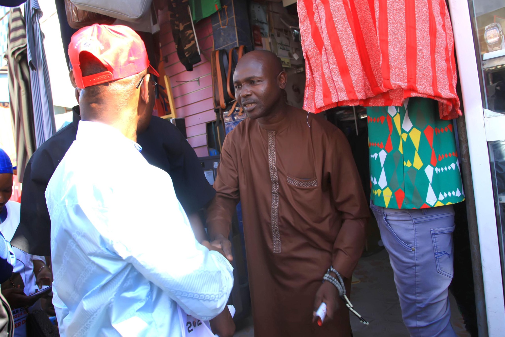 Présidentielle 2024 : Visite de proximité de Boubacar Camara à Thiès, en images (Photos)