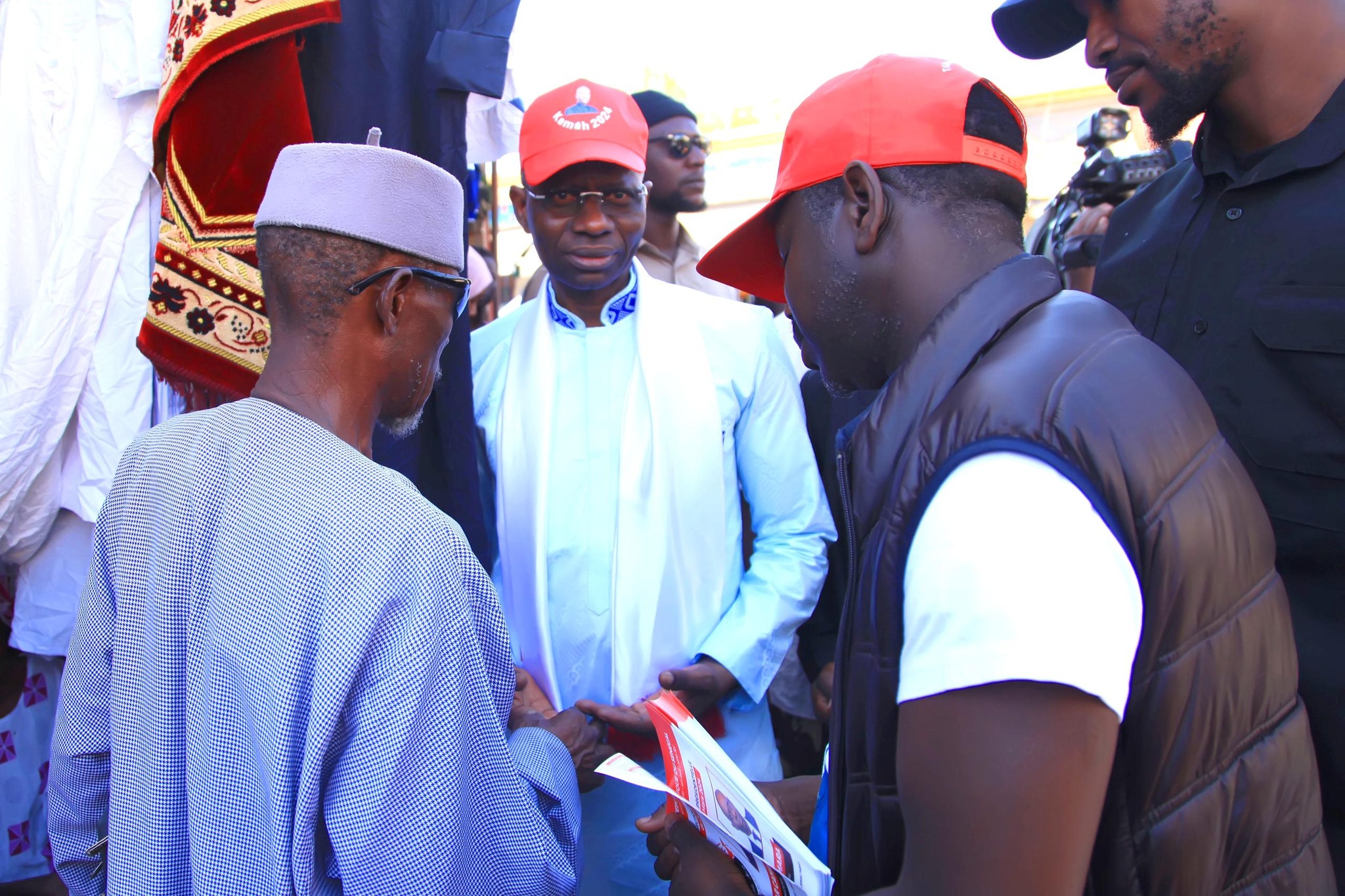 Présidentielle 2024 : Visite de proximité de Boubacar Camara à Thiès, en images (Photos)