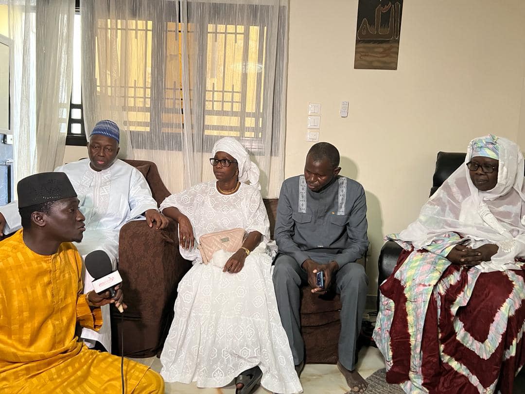 Campagne et visite de courtoisie : À Ziguinchor Mamadou Lamine Diallo était chez la maman de Sonko