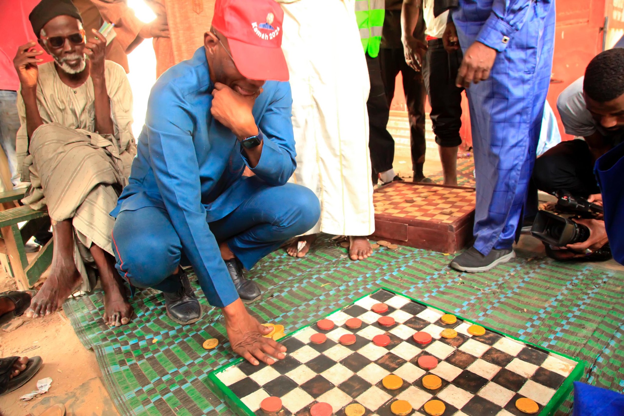 Accueilli chaleureusement à Mbacké: Boubacar Camara rassure par des promesses (Photos) Accueilli chaleureusement à Mbacké: Boubacar Camara rassure par des promesses (Photos)