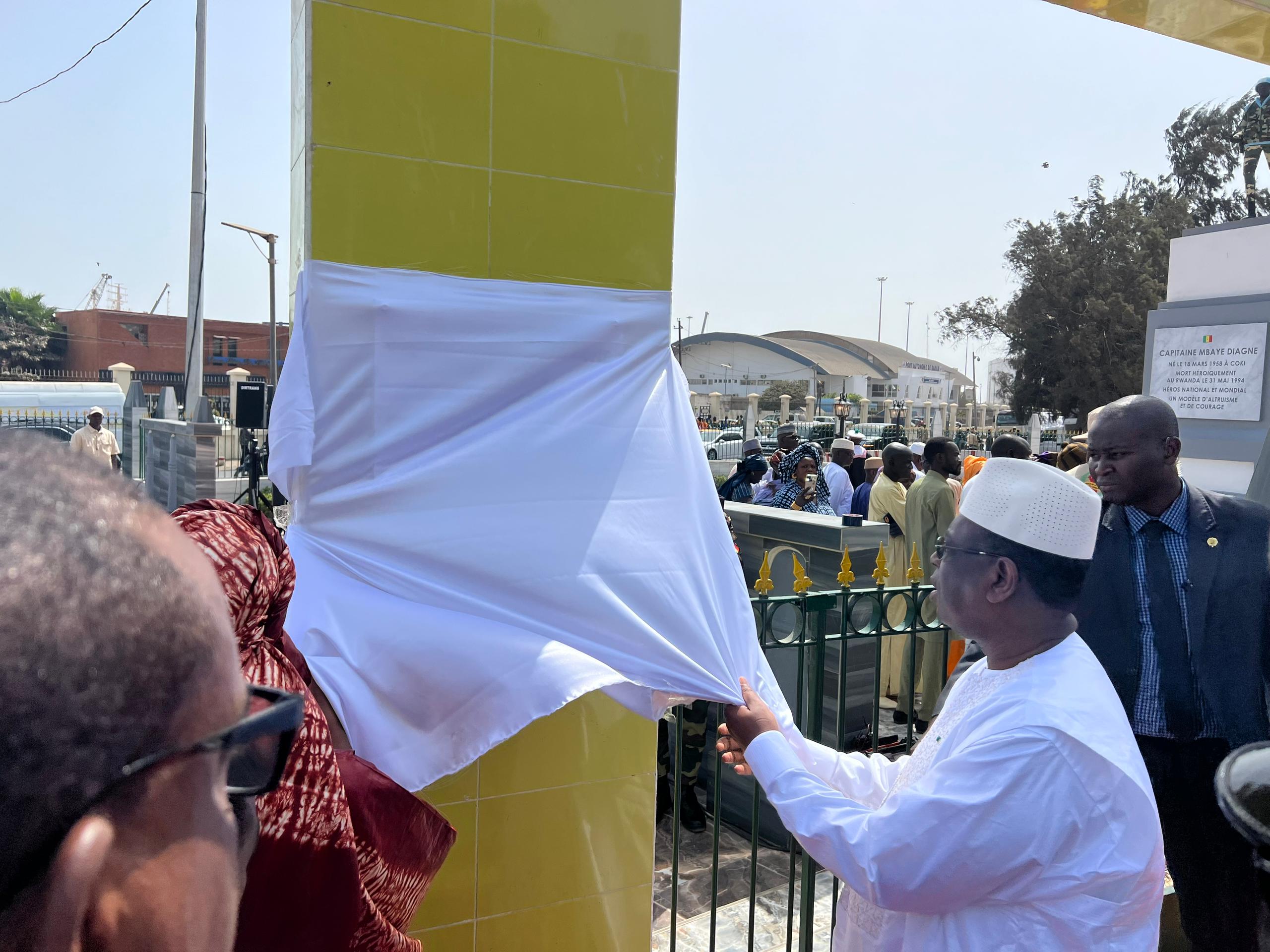 Photos: Le Président Macky Sall à l’Inauguration du Memorial Capitaine Mbaye Diagne