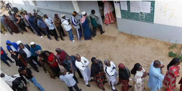 Centre Hlm Grand Médine: Les bureaux de vote sont fermés et les journalistes chassés