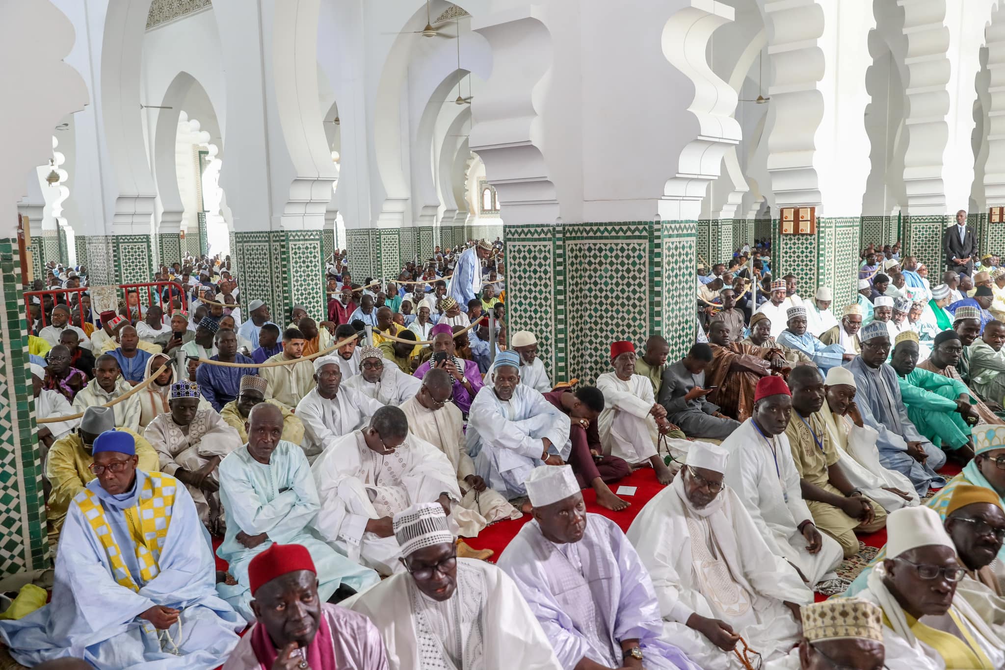  Photos/ Prière de l'Aïd El-Fitr: Le Chef de l'État Bassirou Diomaye Diakhar Faye invite tout le peuple sénégalais à préserver cette stabilité enviée par le monde entier